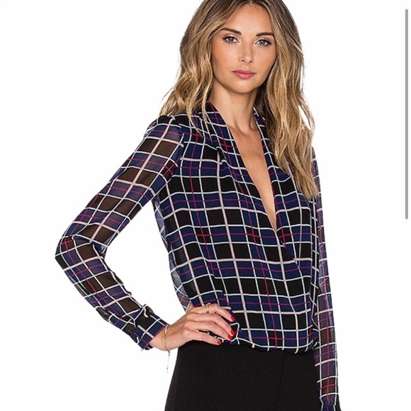 NWT;Lovers +Friends Get Down Blouse in plaid 🌟 - Picture 2 of 9